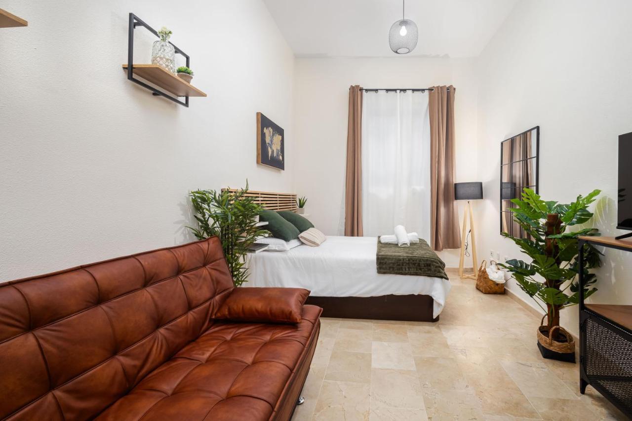 Central Studio Apartment مالقة المظهر الخارجي الصورة