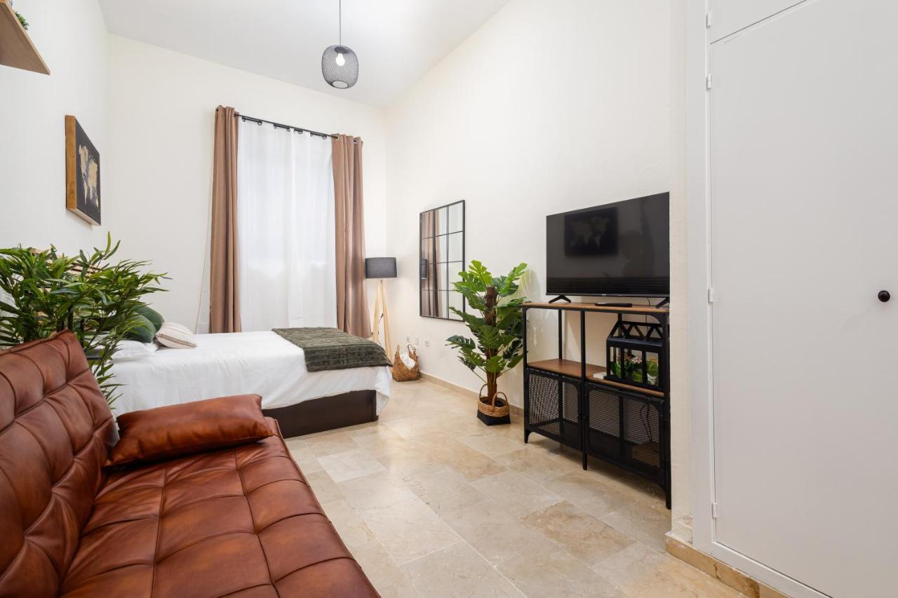 Central Studio Apartment مالقة المظهر الخارجي الصورة
