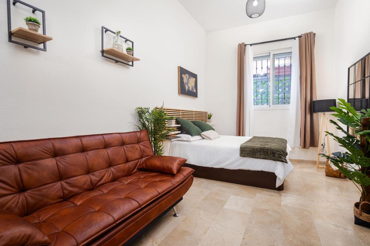 Central Studio Apartment مالقة المظهر الخارجي الصورة